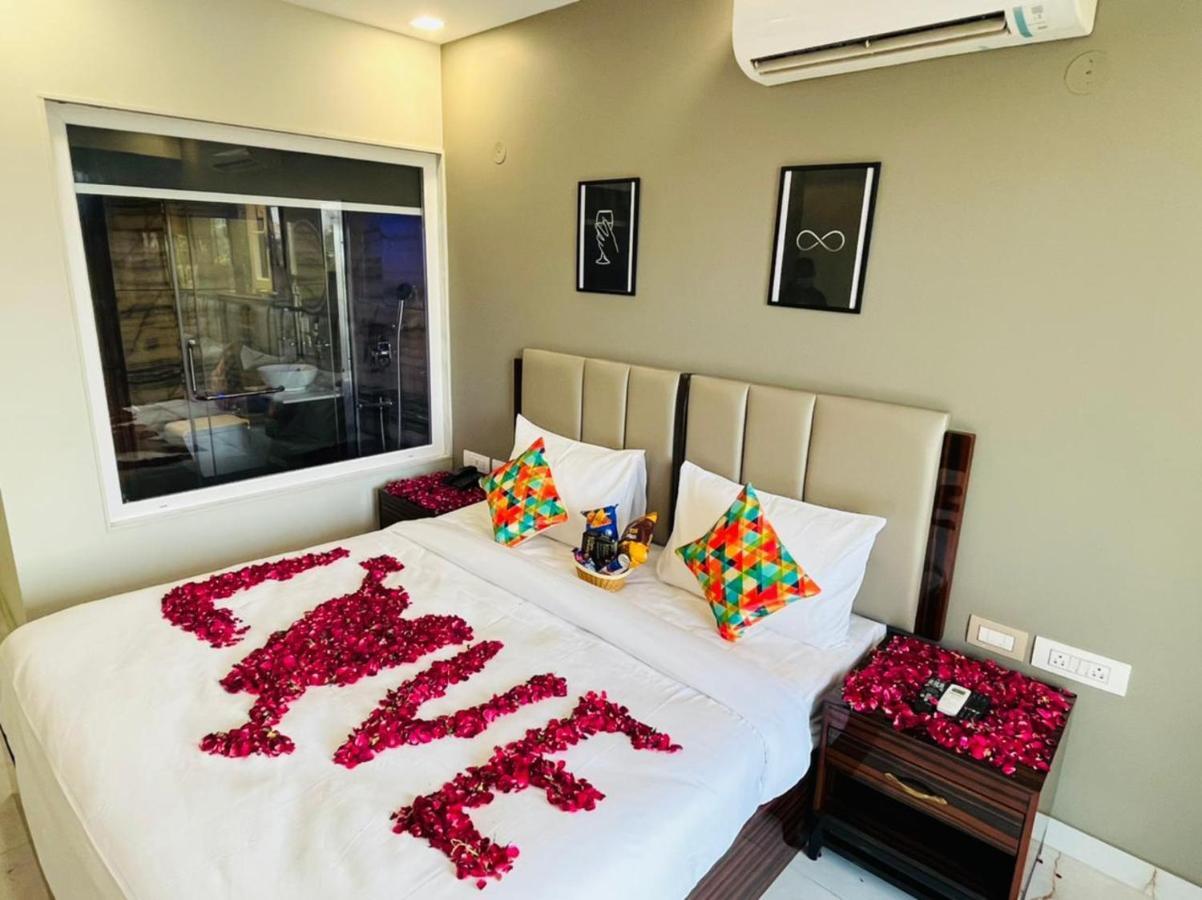 Vaabi Saabi Hotel Gurgaon Exterior photo