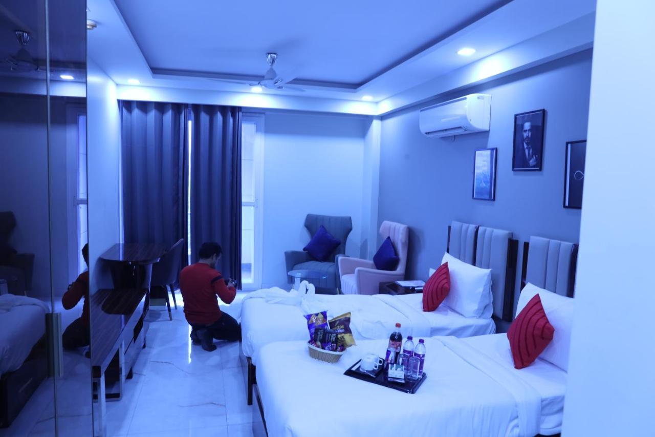 Vaabi Saabi Hotel Gurgaon Exterior photo